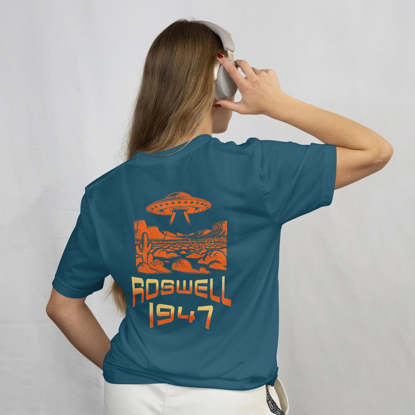 Roswell Conspiracy Gear Graphic Tee